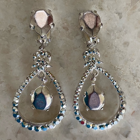 Neiman Marcus Jewelry - Barrera Clip-On Earrings